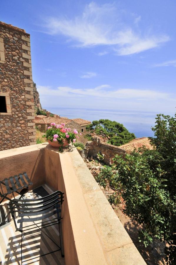 Izambo Guest Houses Monemvasia Exterior photo