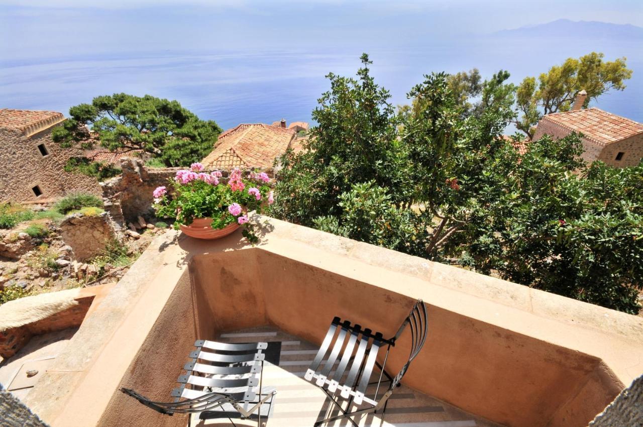 Izambo Guest Houses Monemvasia Exterior photo